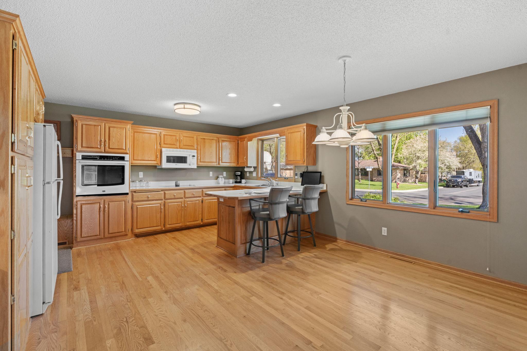 Kitchen/Dining