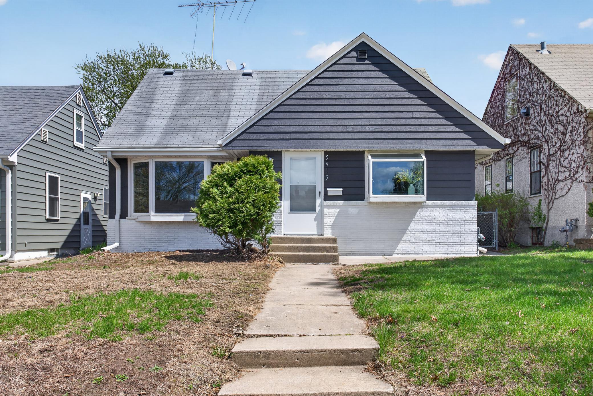 Completely remodeled 1.5 story