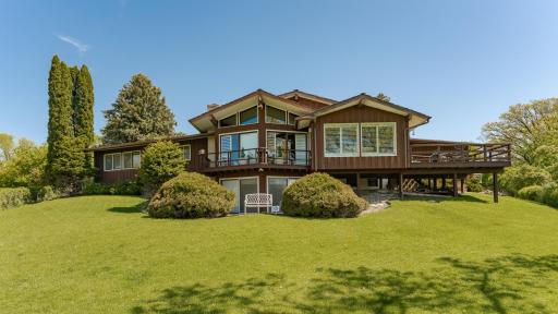 1607 Wilshire Court NE, Rochester, MN 55906