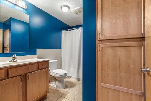 2405 39th Avenue NE, 205, Minneapolis, MN 55421