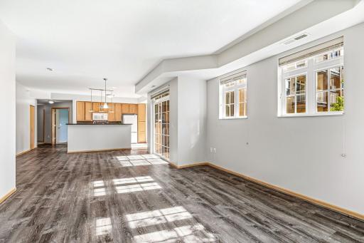 2405 39th Avenue NE, 205, Minneapolis, MN 55421