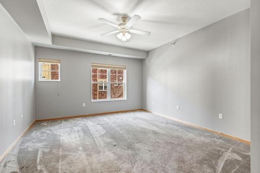 2405 39th Avenue NE, 205, Minneapolis, MN 55421