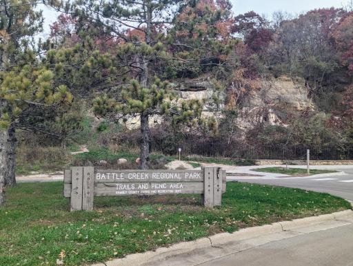 1618 Mclean Avenue, Saint Paul, MN 55106