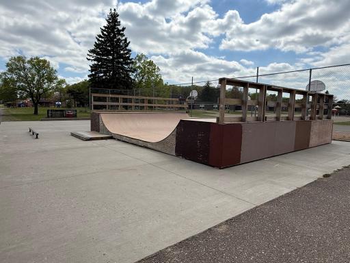 1618 Mclean Avenue, Saint Paul, MN 55106