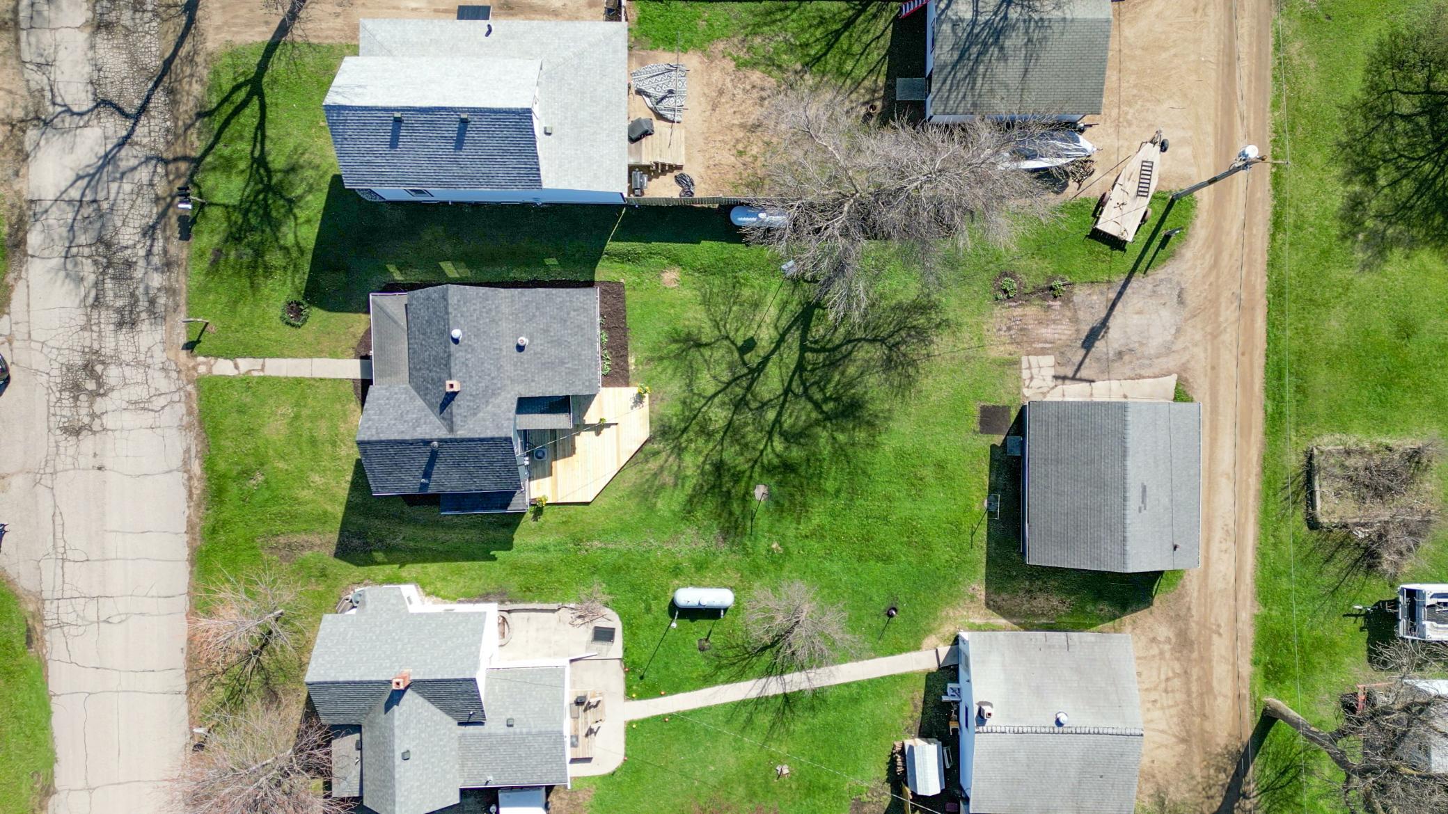 215 2nd Ave NW Exterior