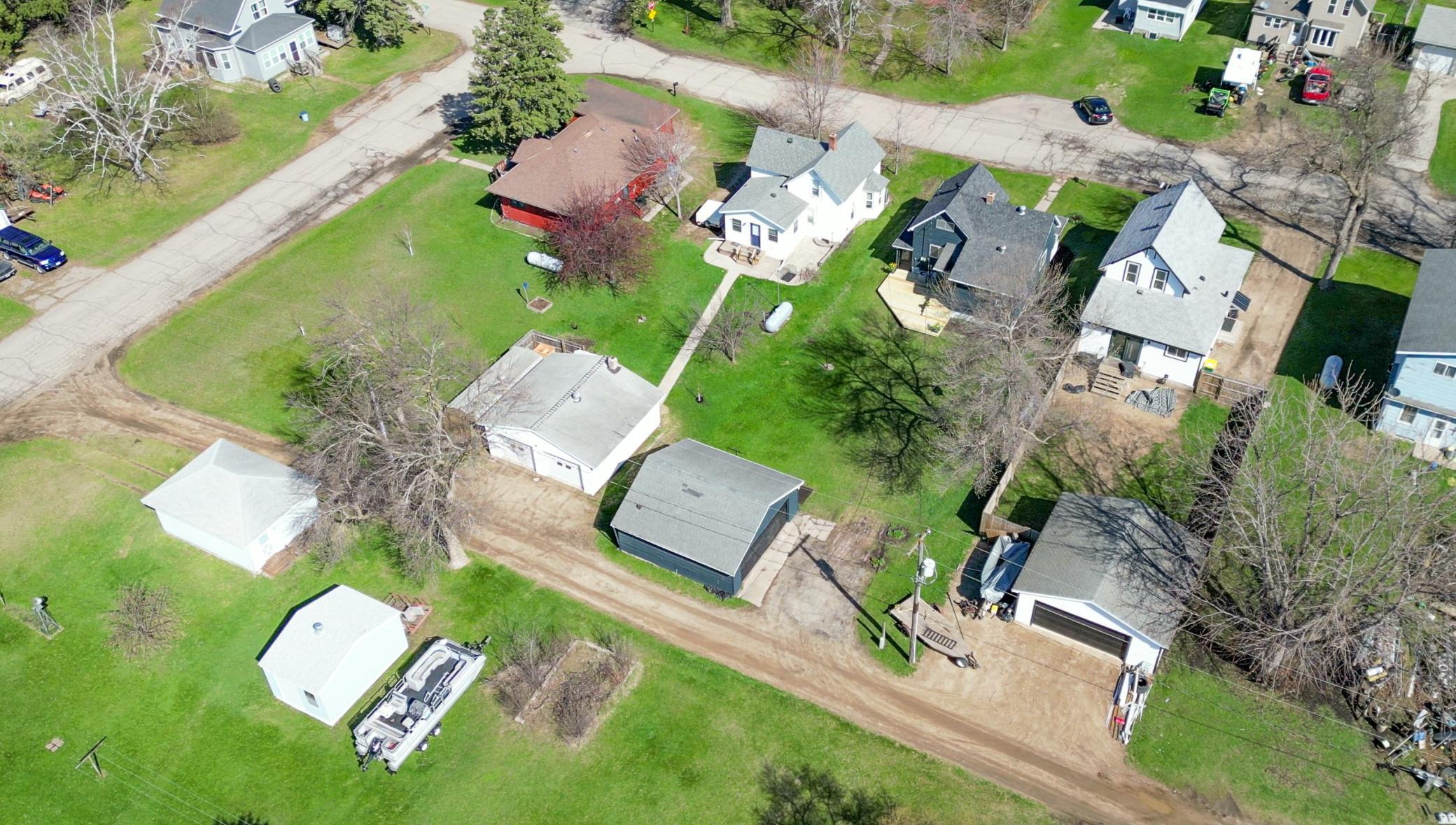 215 2nd Ave NW Exterior Back