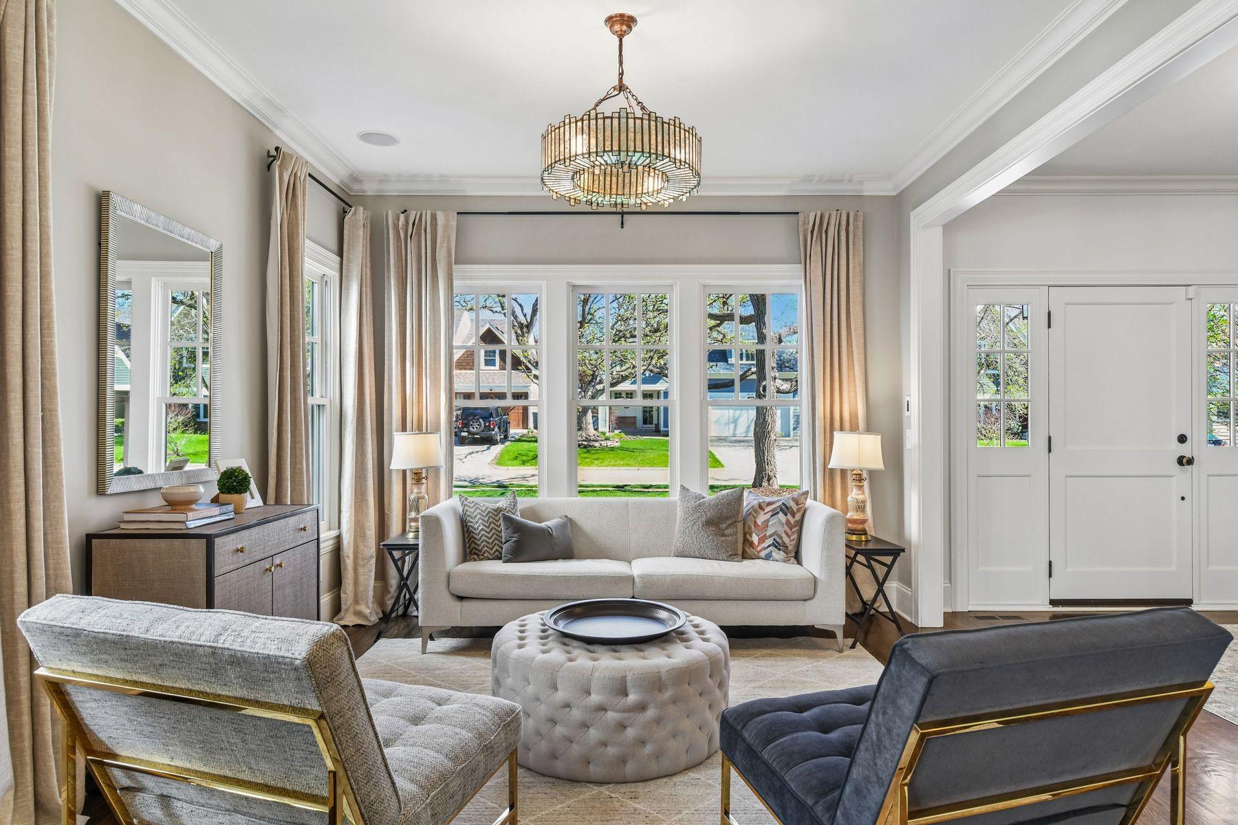 Living room enveloped in windows.