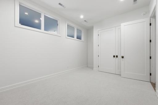 505 OAK Street N, 512, Fargo, ND 58102