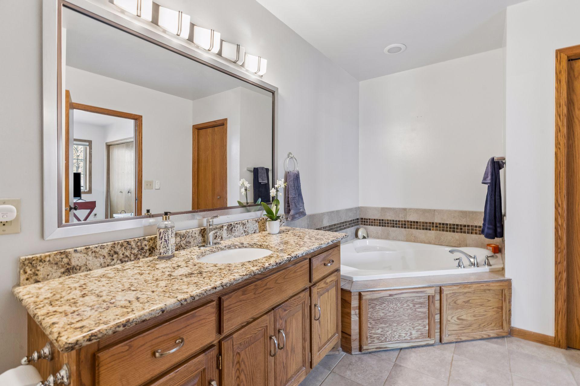 13875 85th Place North - Spacecrafting - 0031.jpg