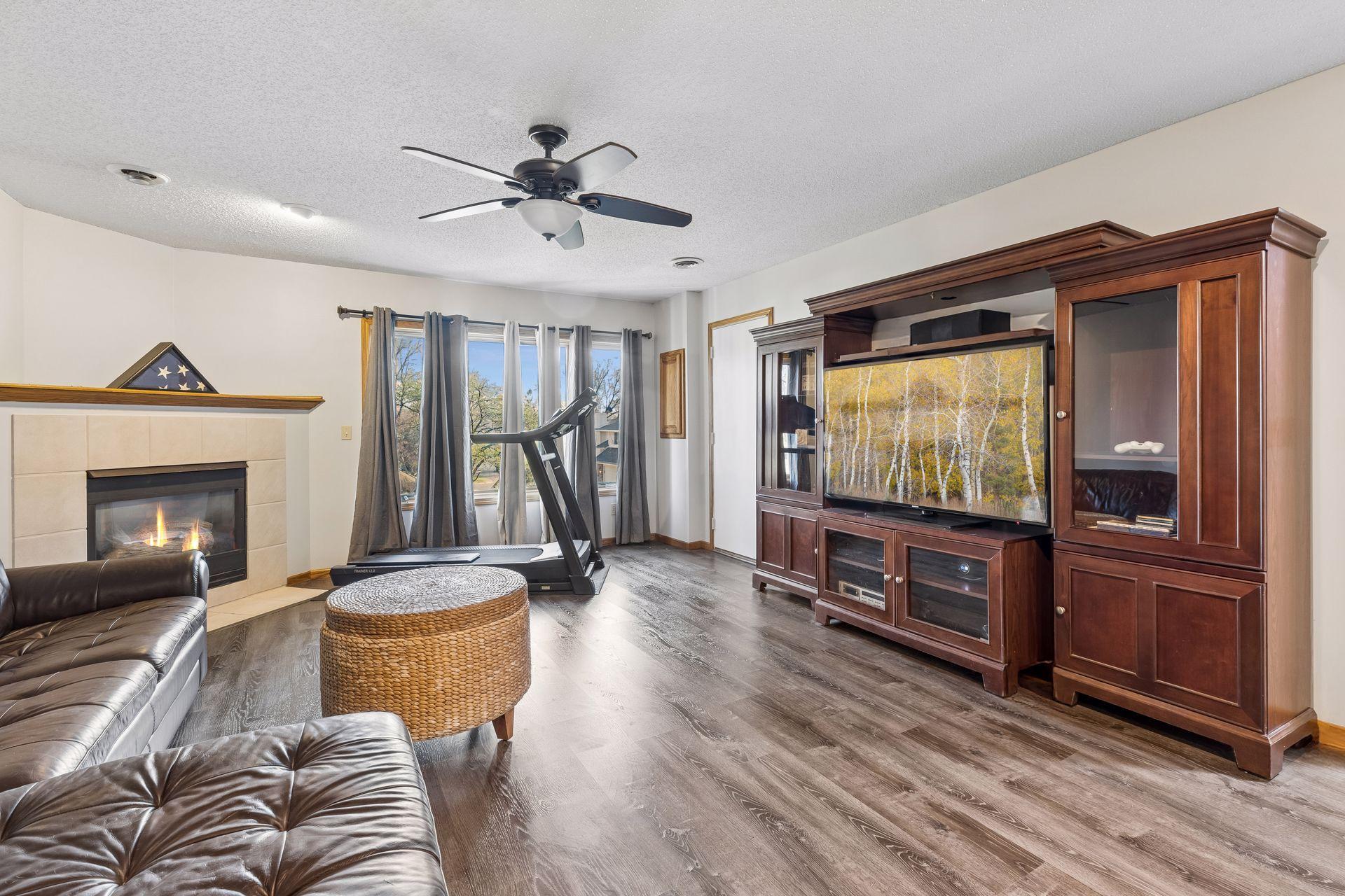 13875 85th Place North - Spacecrafting - 0033.jpg