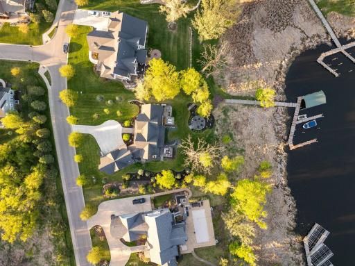 3752 Woodland Cove Parkway, Excelsior, MN 55331