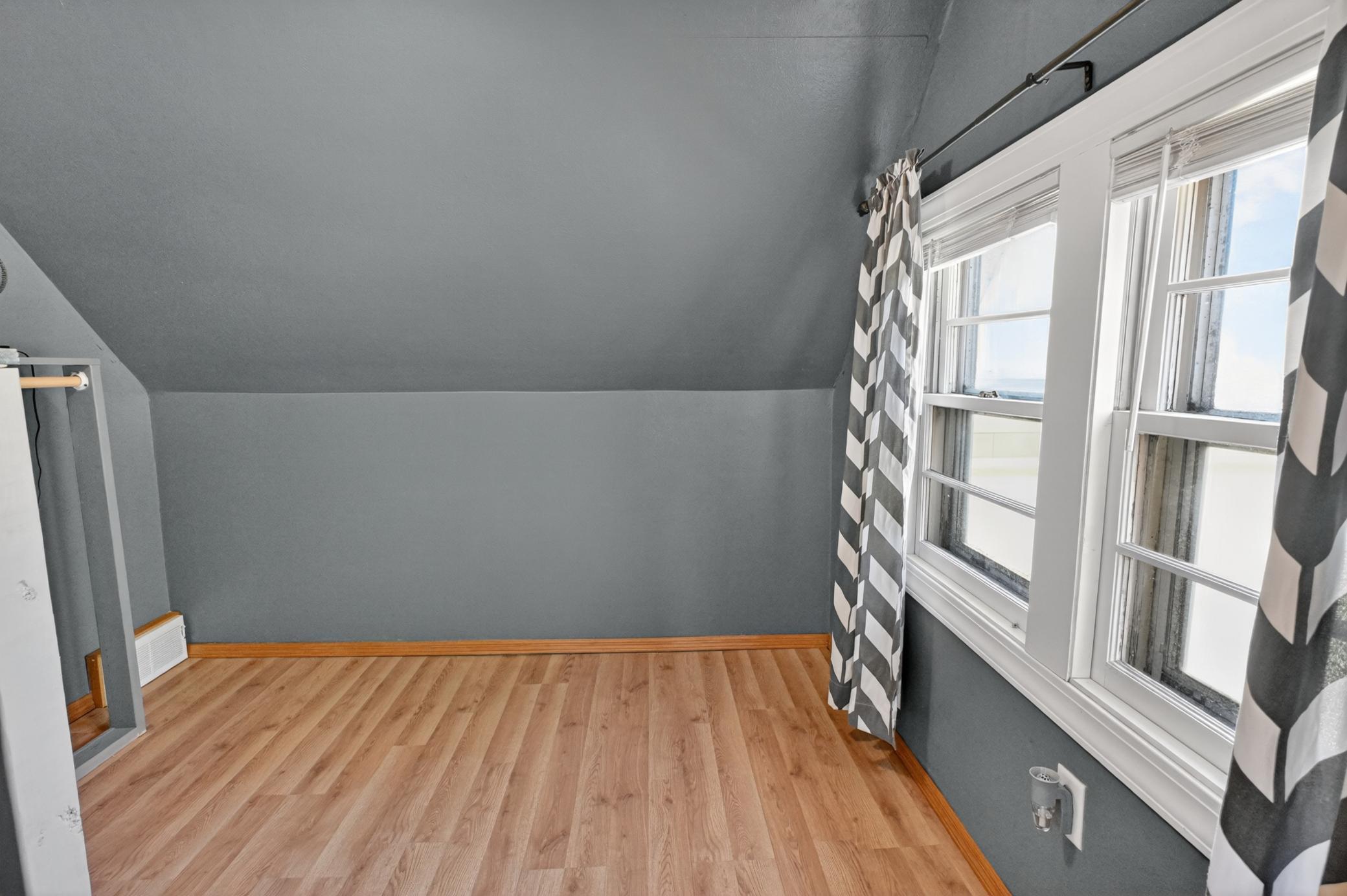 Upstairs Office/Bonus Room