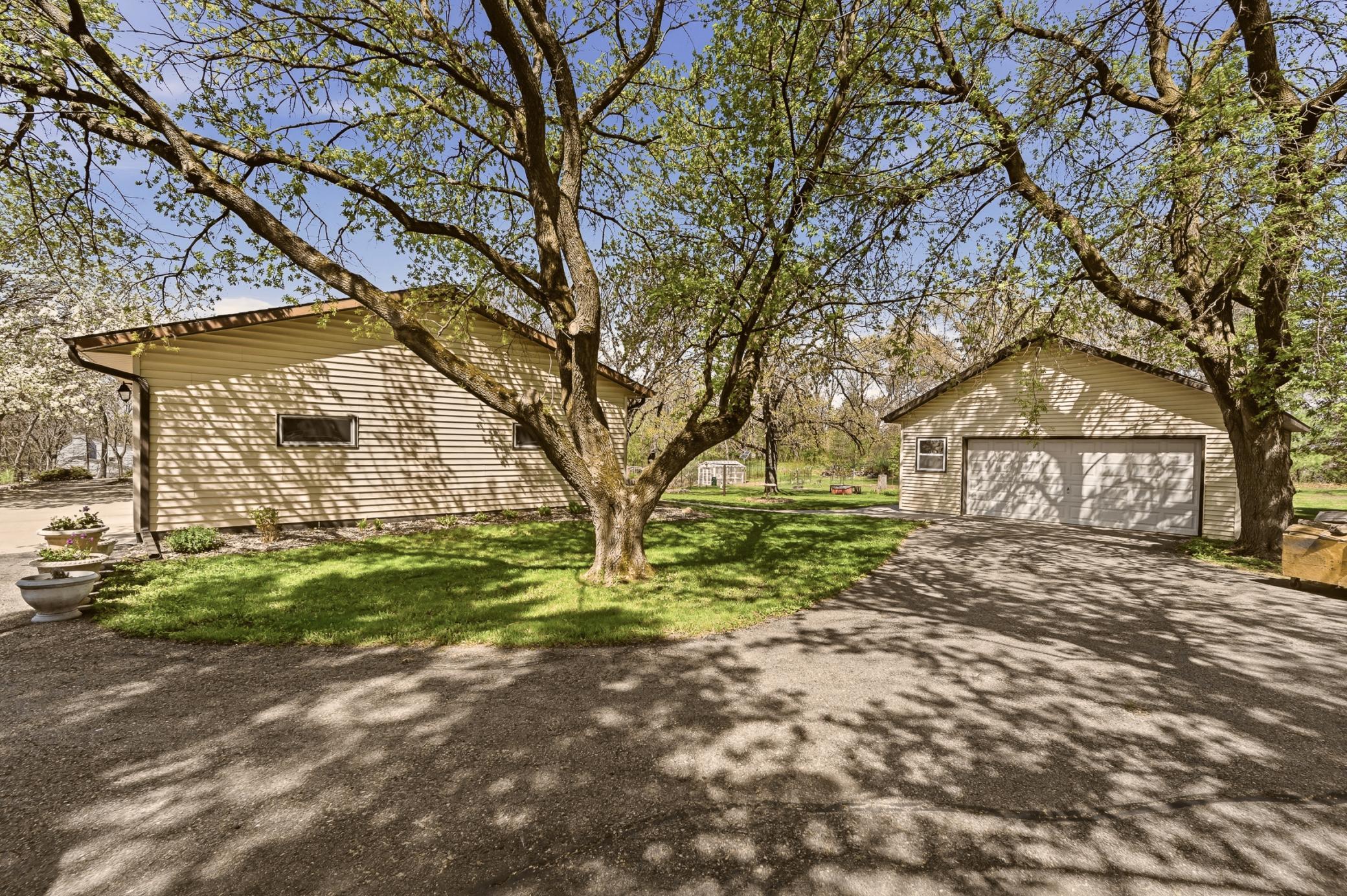 Main House/Detached Garage/Shop