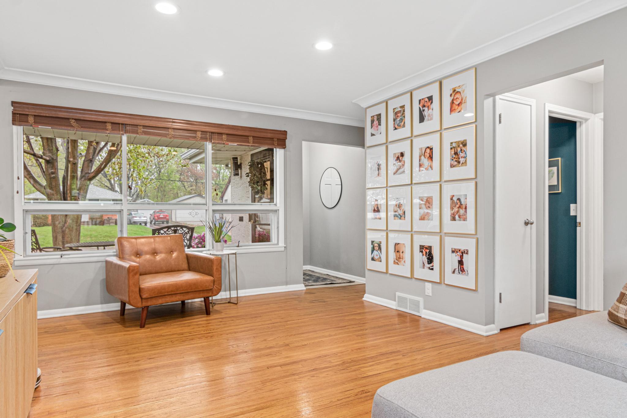 3844 Johnson St NE-3.jpg