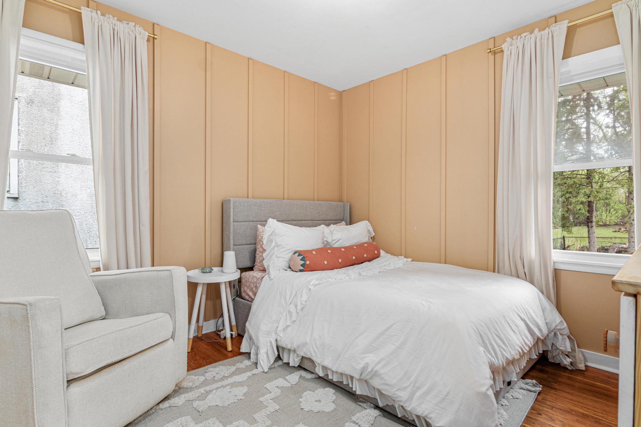 3844 Johnson St NE-22.jpg