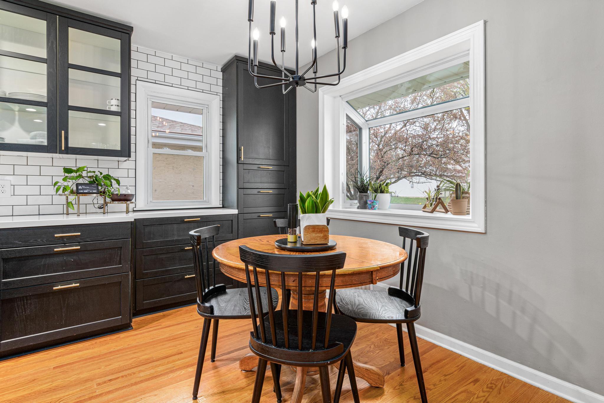 3844 Johnson St NE-12.jpg