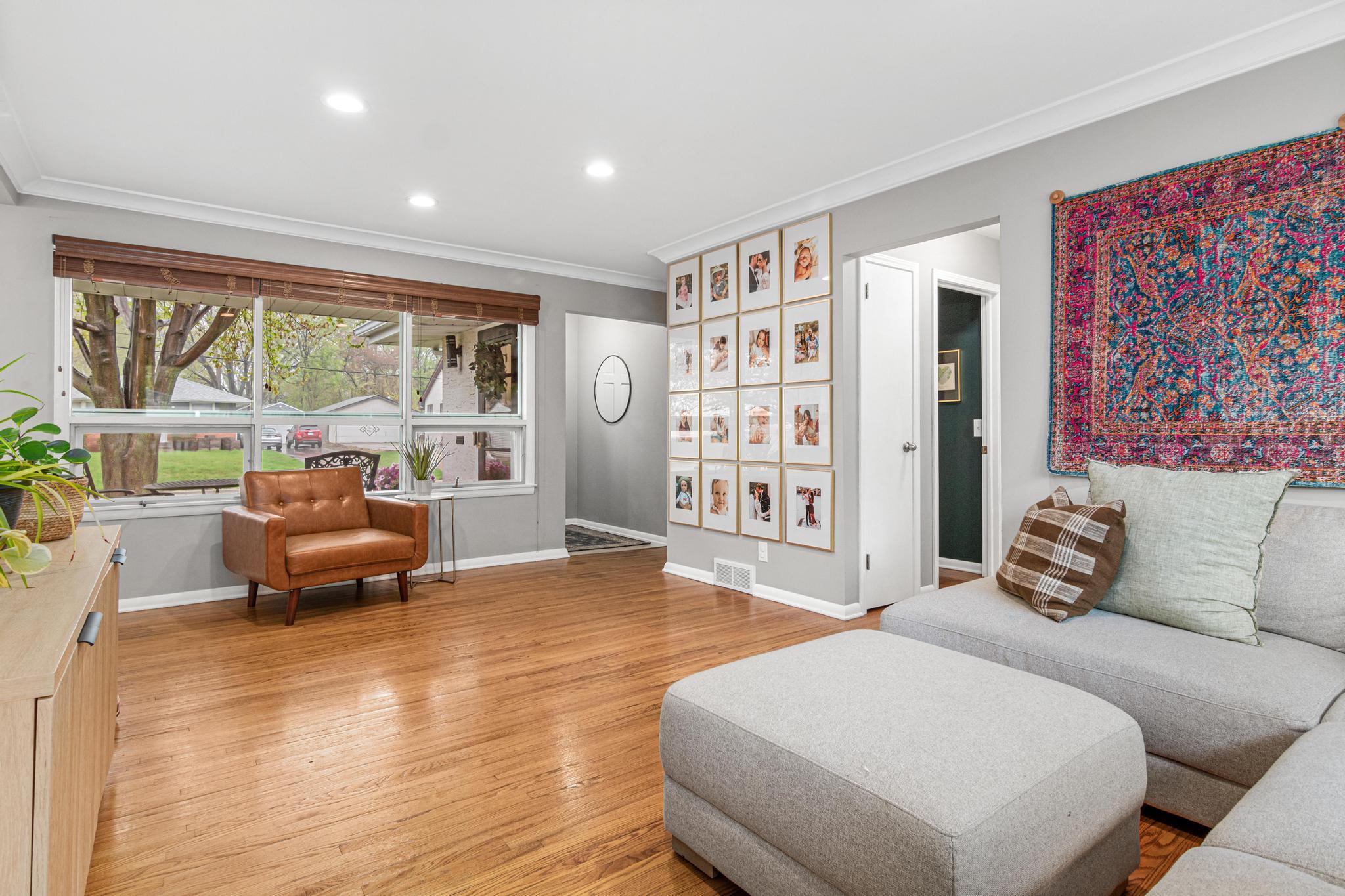 3844 Johnson St NE-2.jpg