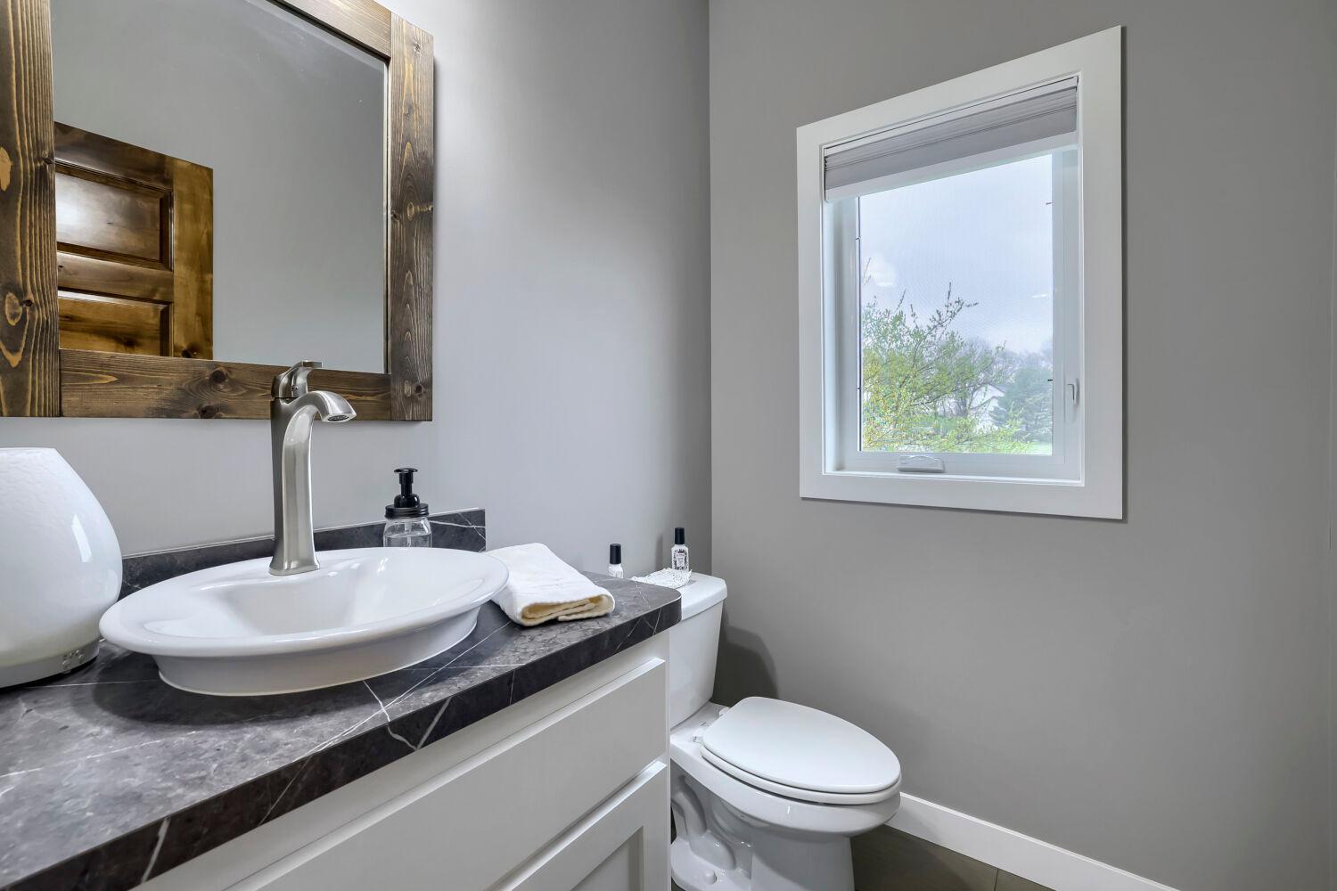 5689 172nd Lane NW - Web Quality - 027 - 18 Powder Room.jpg