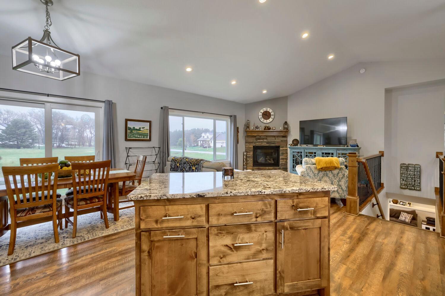 5689 172nd Lane NW - Web Quality - 024 - 15 Kitchen.jpg