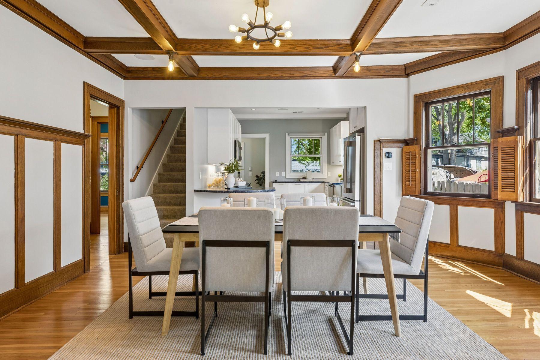 Open concept with your sigh lines running right through to the rear yard