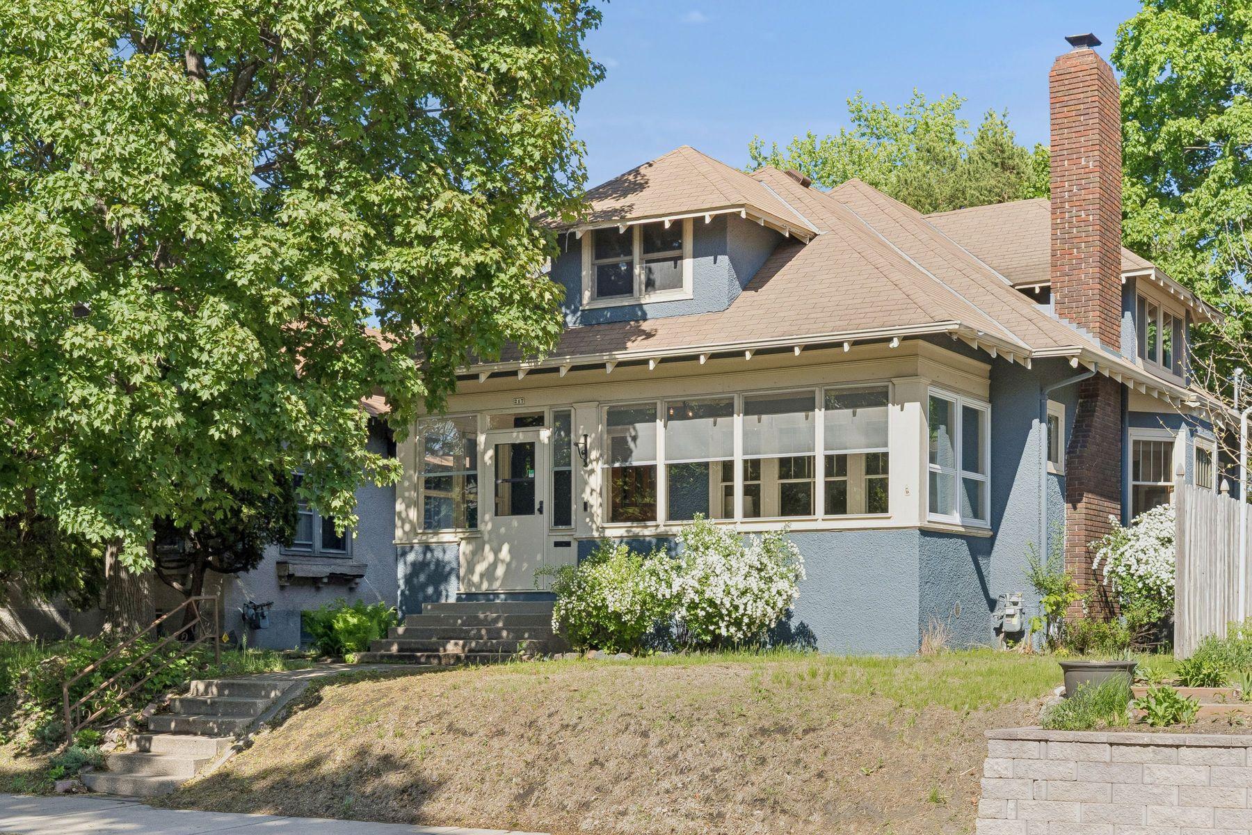 Walking distance to Bryn Mawr village and surrounded by parks.