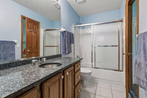 Full upper bath attached to 4th bedroom and hallway