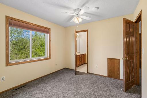 3655 Urbandale Lane N, Minneapolis, MN 55446