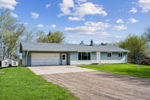 8550 40th Street SW, Howard Lake, MN 55349