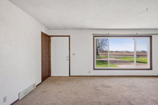8550 40th Street SW, Howard Lake, MN 55349