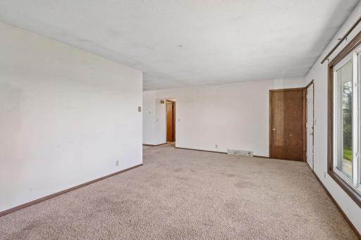 8550 40th Street SW, Howard Lake, MN 55349