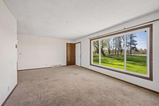 8550 40th Street SW, Howard Lake, MN 55349