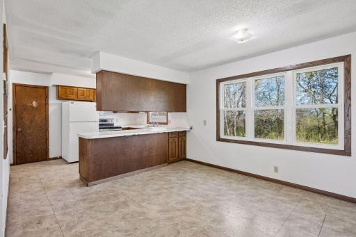 8550 40th Street SW, Howard Lake, MN 55349