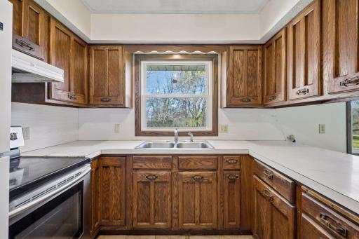 8550 40th Street SW, Howard Lake, MN 55349