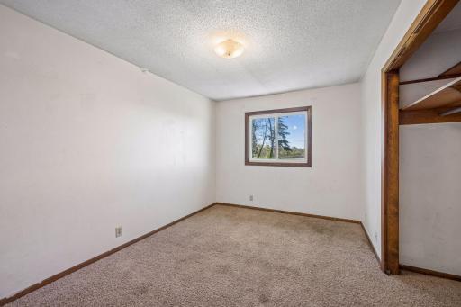 8550 40th Street SW, Howard Lake, MN 55349