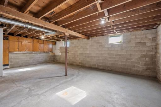 8550 40th Street SW, Howard Lake, MN 55349