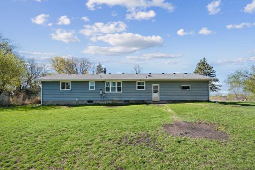 8550 40th Street SW, Howard Lake, MN 55349
