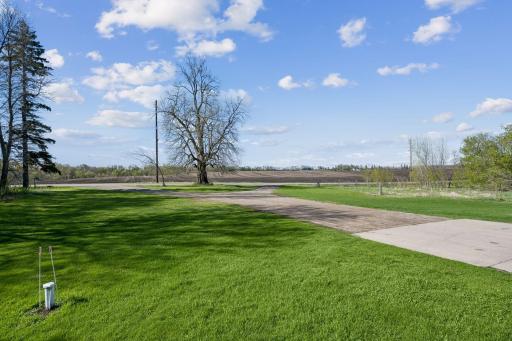8550 40th Street SW, Howard Lake, MN 55349