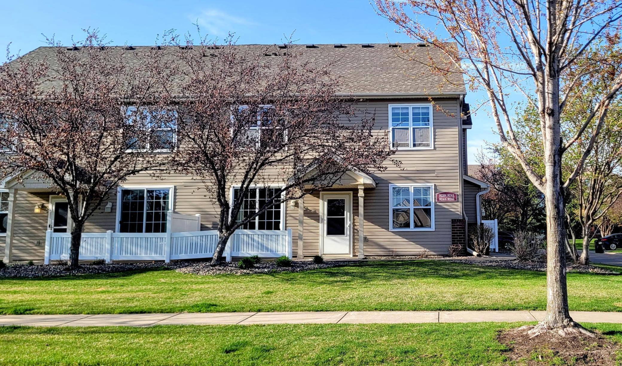 South facing sunny street view quiet neighborhood