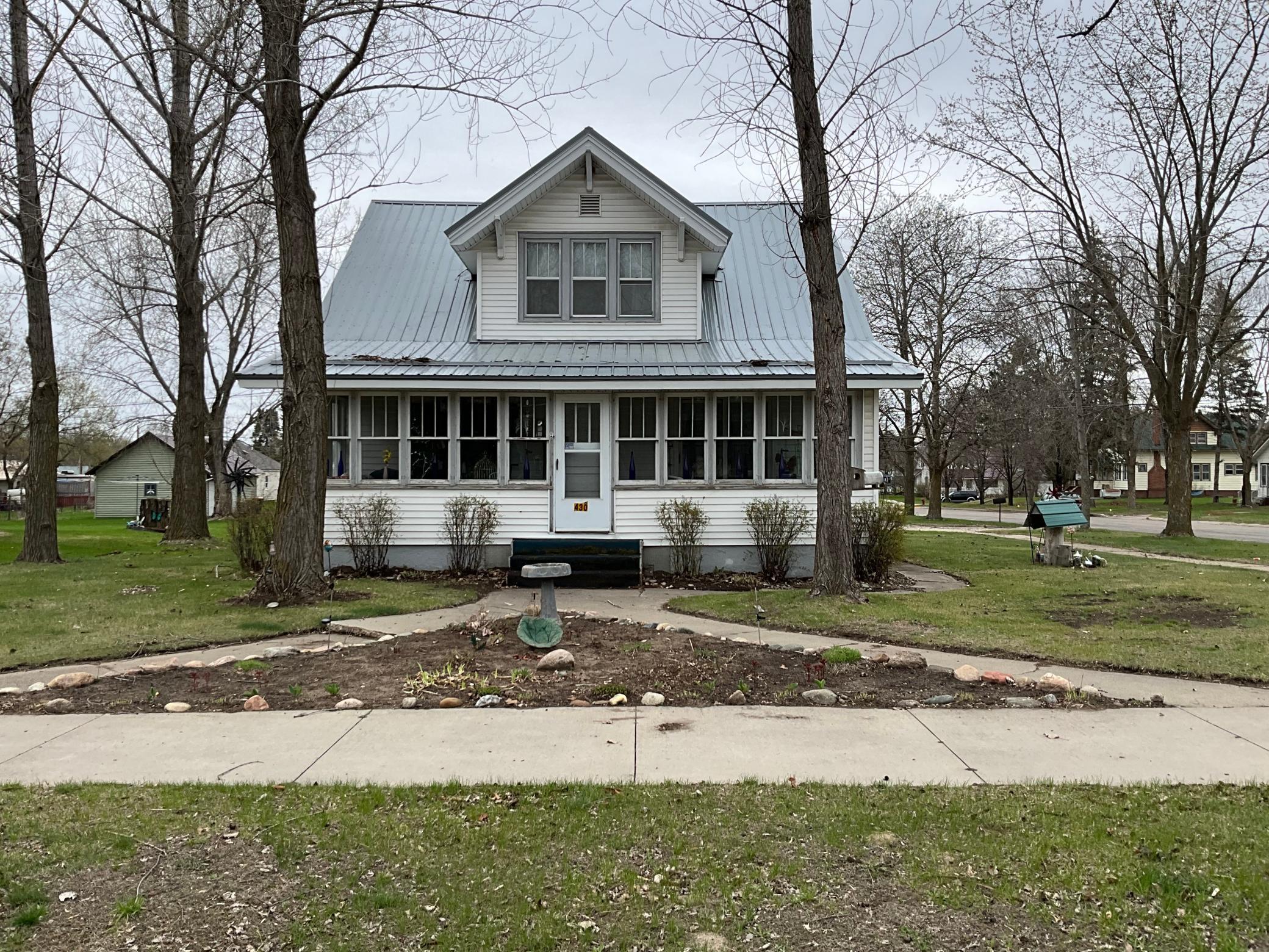 430 Front of Home.jpg