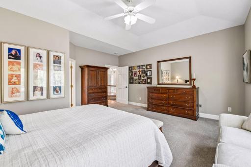 2865 Autumn Woods Drive, Chaska, MN 55318