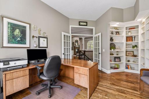 2865 Autumn Woods Drive, Chaska, MN 55318