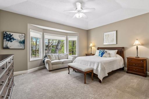 2865 Autumn Woods Drive, Chaska, MN 55318