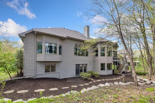 2865 Autumn Woods Drive, Chaska, MN 55318