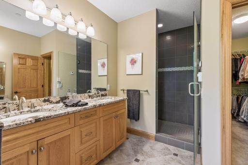 4854 Linden Trail N, Lake Elmo, MN 55042