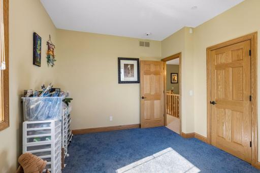 4854 Linden Trail N, Lake Elmo, MN 55042