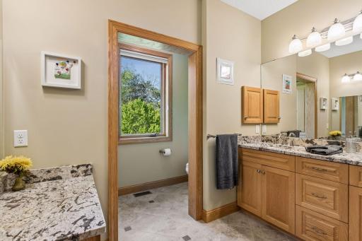 4854 Linden Trail N, Lake Elmo, MN 55042