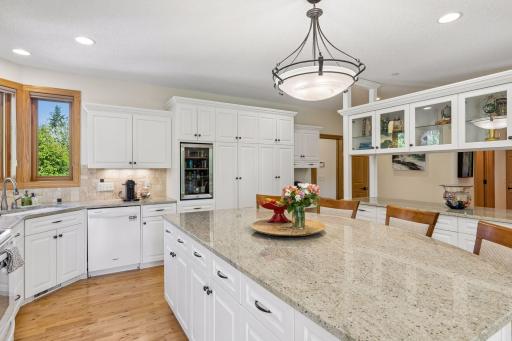 4854 Linden Trail N, Lake Elmo, MN 55042
