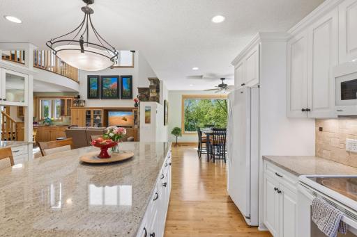 4854 Linden Trail N, Lake Elmo, MN 55042