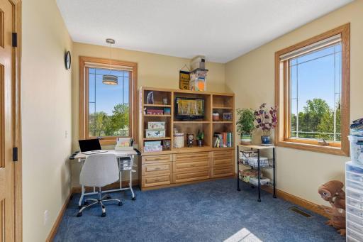 4854 Linden Trail N, Lake Elmo, MN 55042