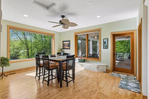 4854 Linden Trail N, Lake Elmo, MN 55042